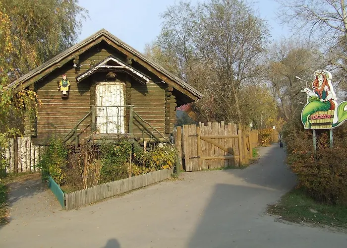 ГлухоманьГотель